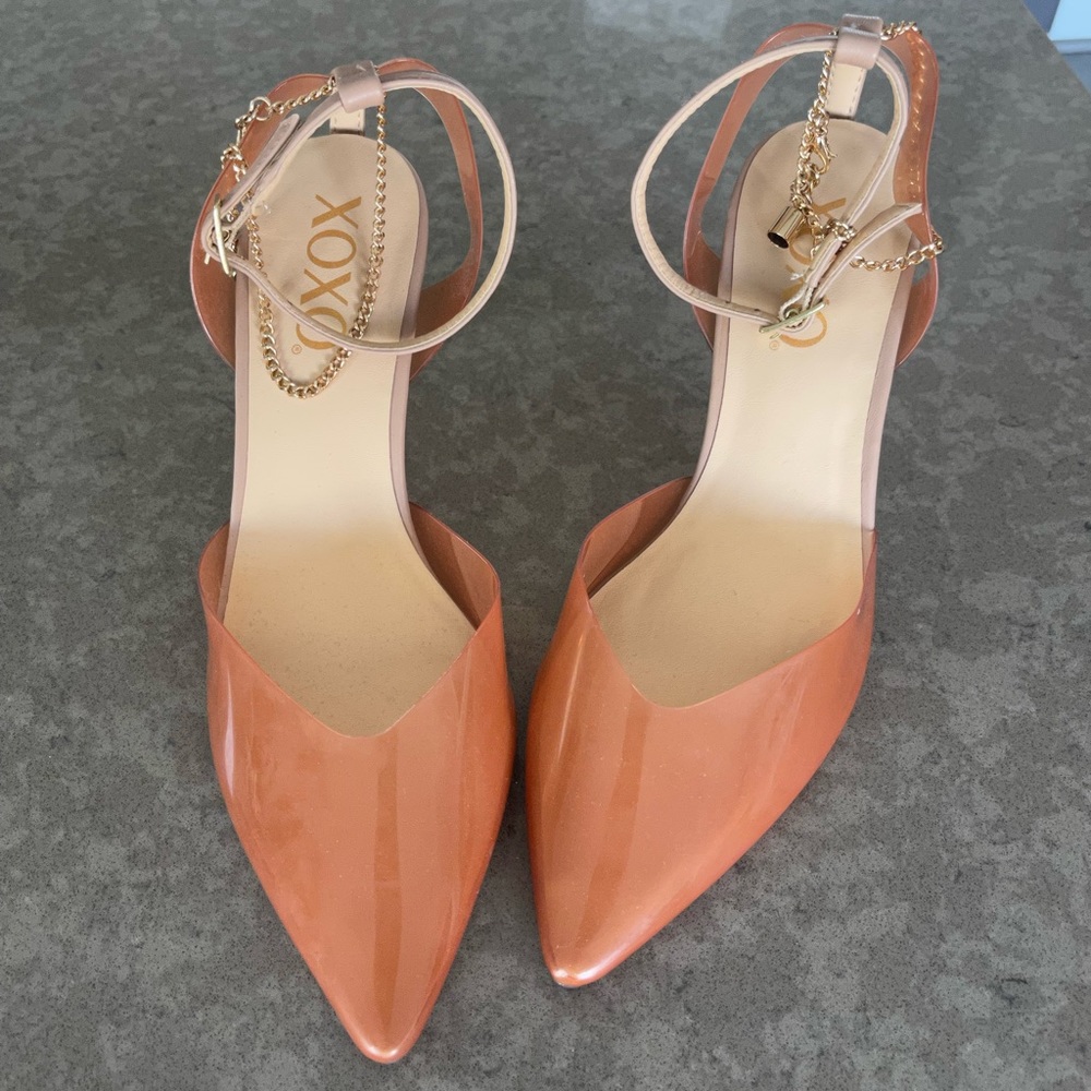 Nordstrom XOXOX Pointy Clear Closed Toe Heel